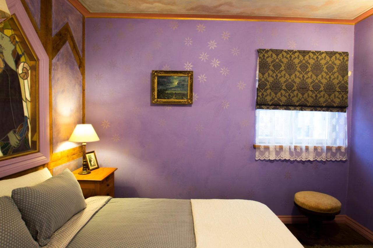 Bohemian Hideout, Old Town, * Tartu